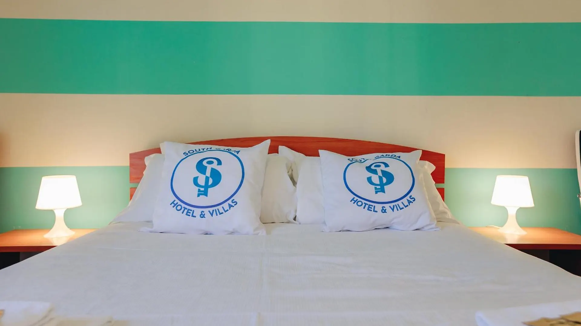 Sg Family - Caty Bed Apartment Peschiera del Garda 0*,  Italy
